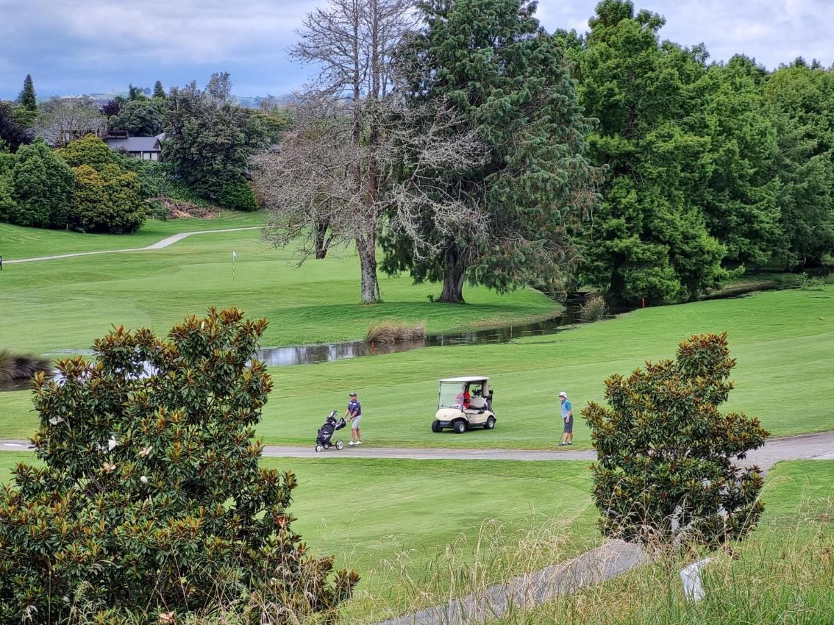 Omokoroa Golfers Retreat - B&B 外观 照片