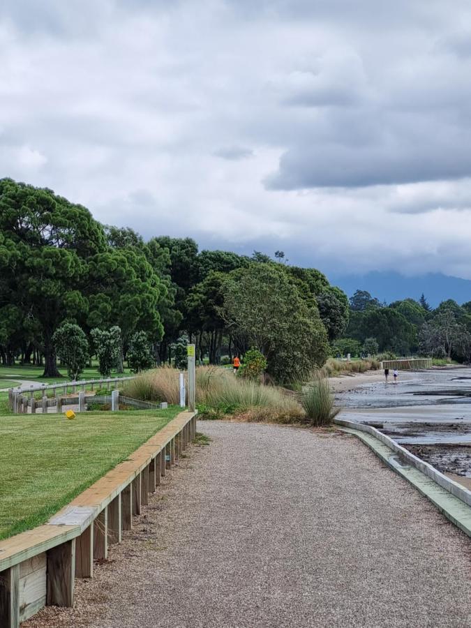 Omokoroa Golfers Retreat - B&B 外观 照片