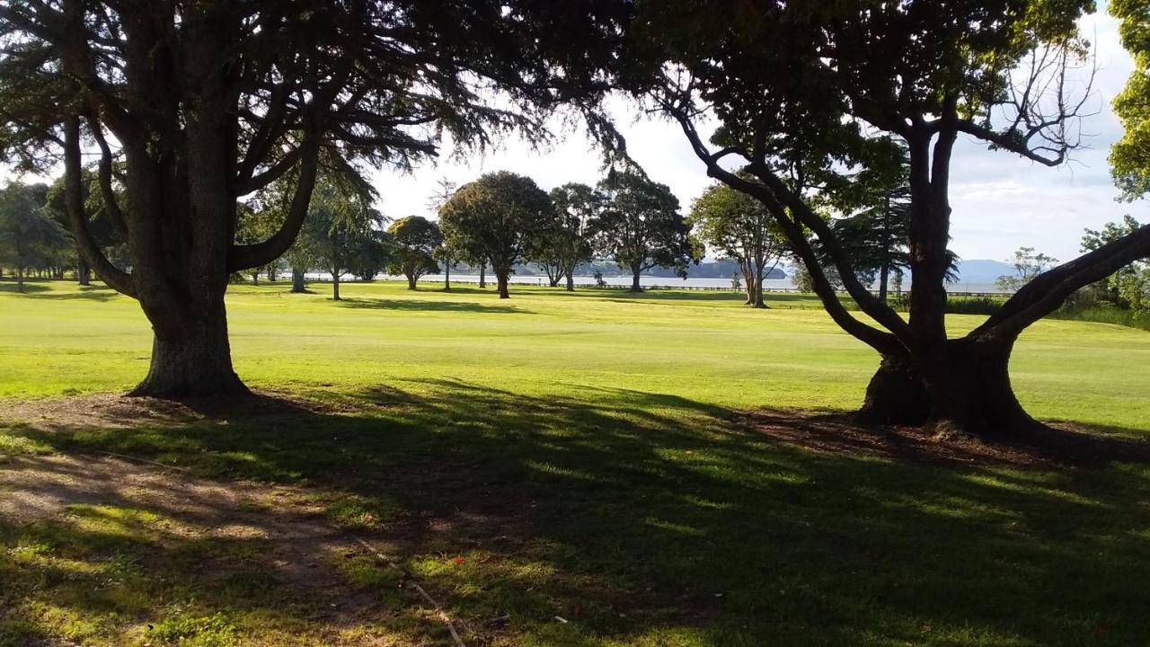Omokoroa Golfers Retreat - B&B 外观 照片